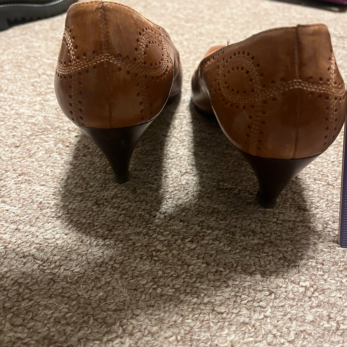 Vintage ETIENNE AIGNER Leather Heels Size 8.5